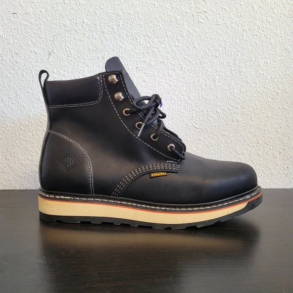 Bonanza Black Leather Round Toe Boots - Picture 4 of 4